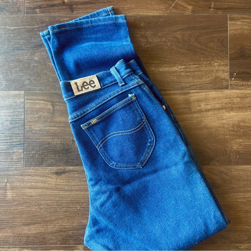 ✨SOLD✨Stretchy! Vintage 90’s Lee High Waisted Slim Straight Jeans